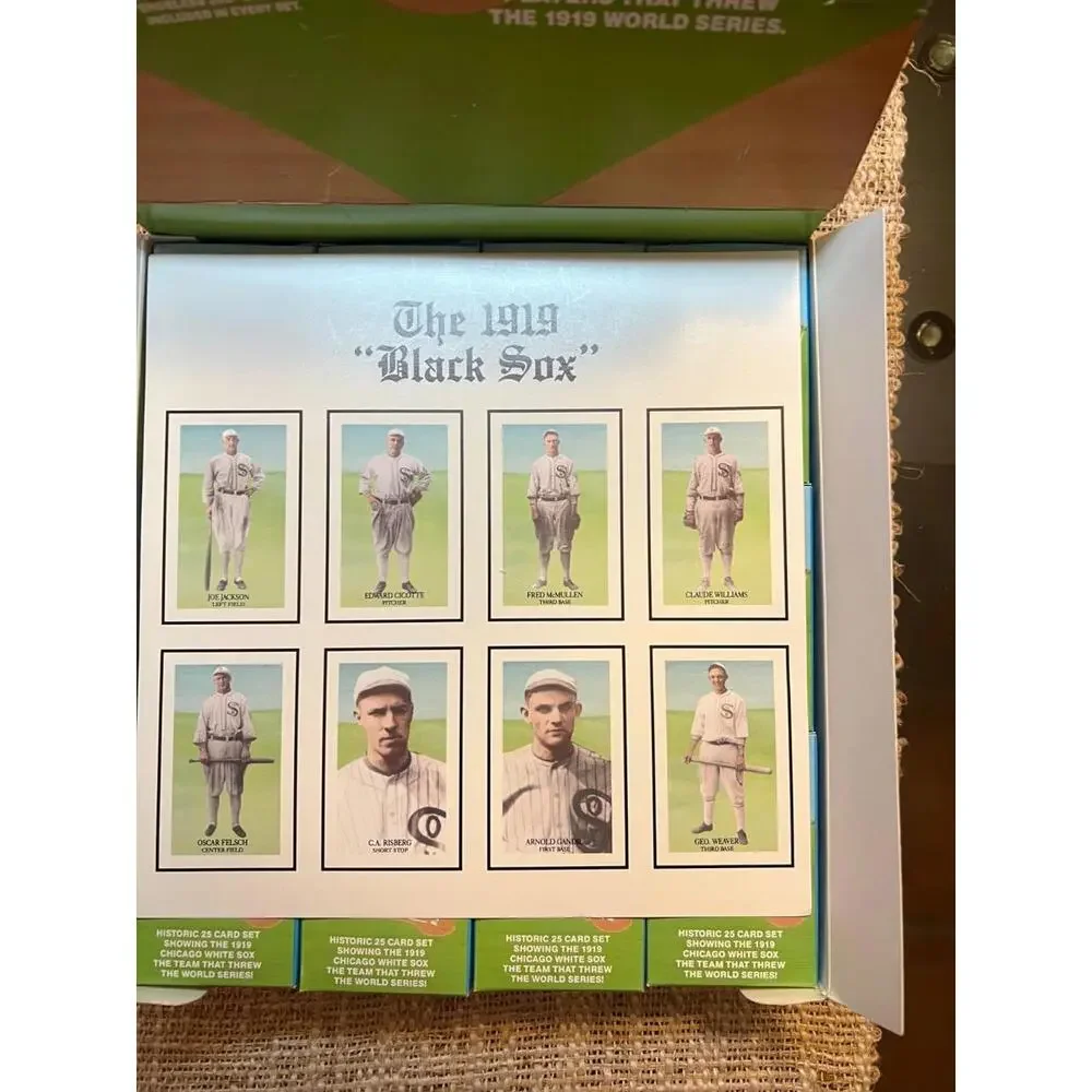 The 1919 Black Sox Unique Team Reprint Display Box complete 48 Packs & Topper